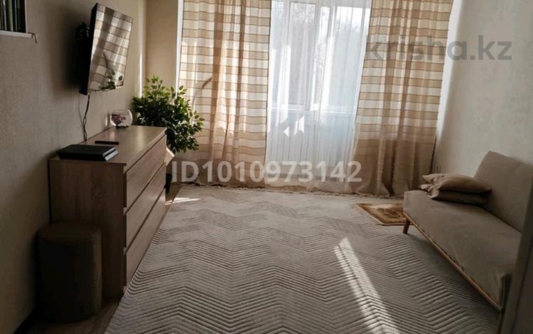 3-комнатная квартира · 80 м² · 3/5 этаж, Толе би 5 за 300 000 〒 в Каскелене — фото 2