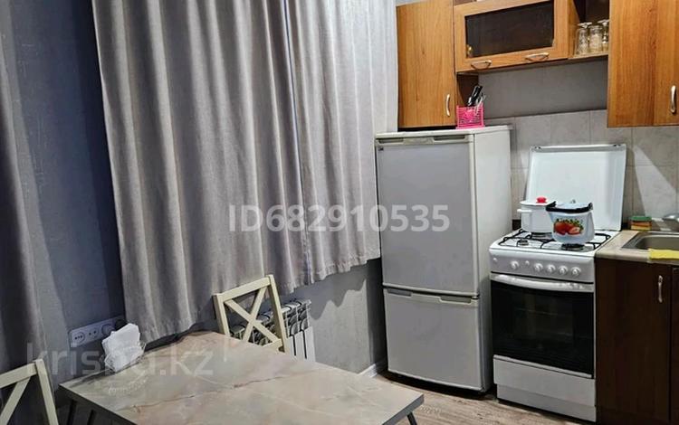 3-бөлмелі пәтер · 56 м² · 4/4 қабат, Космонавтов 7 — Ленина, бағасы: 12 млн ₸ в Рудном — фото 93