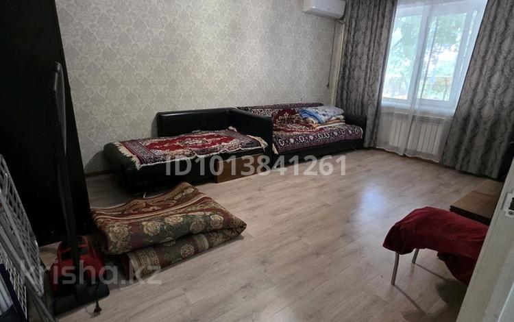 1-бөлмелі пәтер · 37 м² · 1/5 қабат, мкр Жетысу-1 46, бағасы: 220 000 ₸ в Алматы, Ауэзовский р-н — фото 2