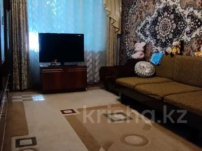 2-бөлмелі пәтер · 46 м² · 1/5 қабат, Акбулак ш/а., Талас 19, бағасы: 11.5 млн ₸ в Таразе, мкр Акбулак