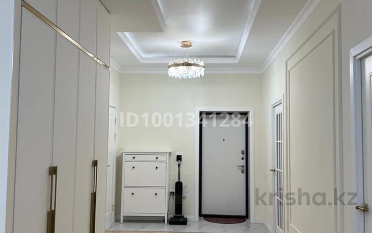 3-бөлмелі пәтер · 130 м² · 5/6 қабат, мкр. Алтын орда, Саздинское лесничество 228/3, бағасы: 54 млн ₸ в Актобе — фото 2