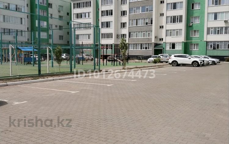 2-бөлмелі пәтер · 54 м² · 2/5 қабат, Желтоксан 1/6, бағасы: 25 млн ₸ в Уральске — фото 2