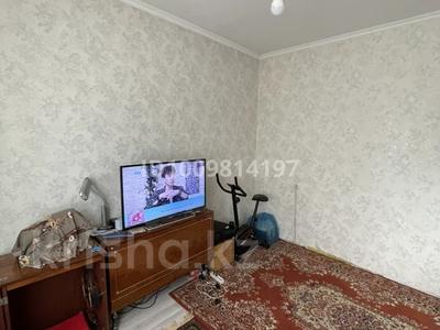 2-комнатная квартира · 54 м² · 3/5 этаж, 3мкр за 16 млн 〒 в Байкент