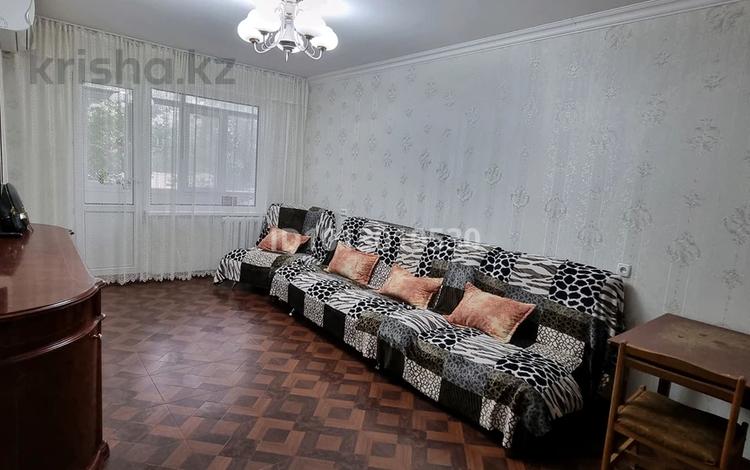 3-комнатная квартира · 58 м² · 2/5 этаж, мкр Центральный, Мкрн Центральный 7 за 25 млн ₸ в Атырау — фото 2