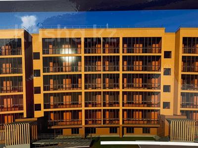 Продажа квартир в Павлодарской обл.: 1-комнатная квартира · 48.1 м² · 3/5 этаж, Ауэзова за ~ 13.5 млн 〒 1-комнатная квартира · 48.1 м² · 3/5 этаж, Ауэзова за ~ 13.5 млн 〒 в Экибастузе