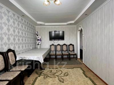 2-комнатная квартира, 45 м², 5/5 этаж, Ларина 9 за 12.5 млн 〒 в Уральске