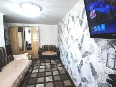 2-комнатная квартира, 41 м², 1/5 этаж, Жеңіс (Победы) 13 за 12.2 млн 〒 в Жезказгане