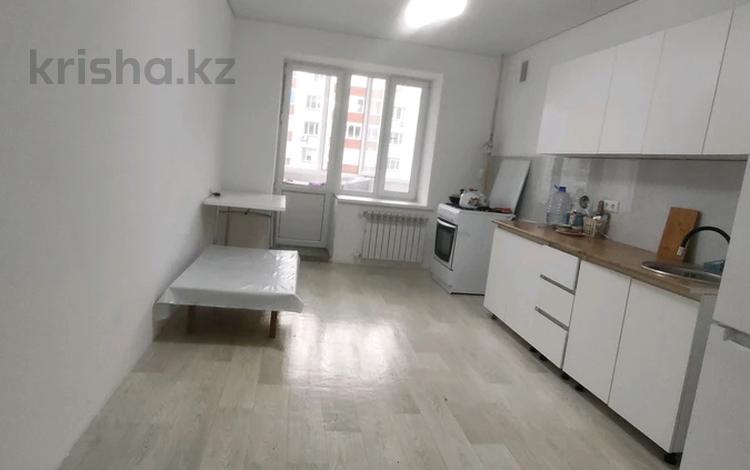 1-бөлмелі пәтер · 42 м² · 5/9 қабат, Монкеулы 97/4, бағасы: 14.5 млн ₸ в Уральске — фото 2