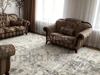 3-бөлмелі пәтер · 90 м² · 6/9 қабат, Курганская 2а, бағасы: 400 000 ₸ в Костанае