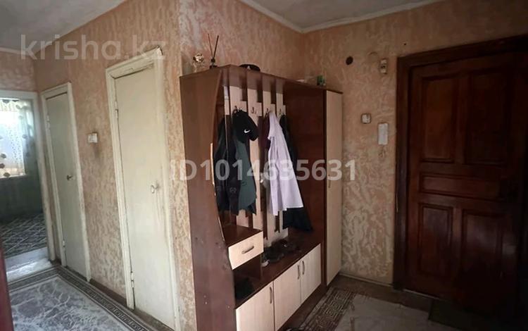3-бөлмелі пәтер · 65 м² · 2/2 қабат, Көк сай 1 ш/а — Исатай Тайманулы, бағасы: 19 млн ₸ в Шымкенте, Енбекшинский р-н — фото 2