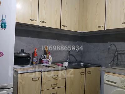 1-бөлмелі пәтер · 30 м² · 4/5 қабат, Новаторов 17 — Район УКа вокзала, магазин "Сигнал", бағасы: 130 000 ₸ в Усть-Каменогорске