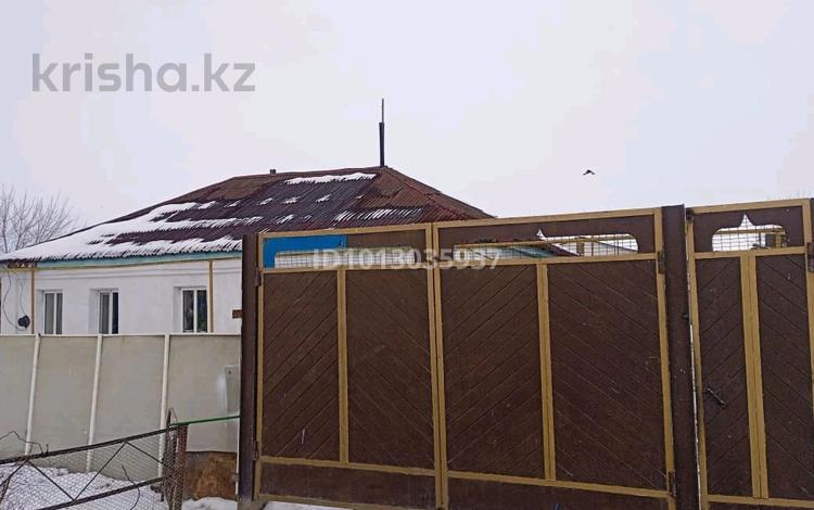 Отдельный дом · 5 комнат · 200 м² · 22 сот., Избасаров 13 за 10 млн ₸ в Таразе — фото 2