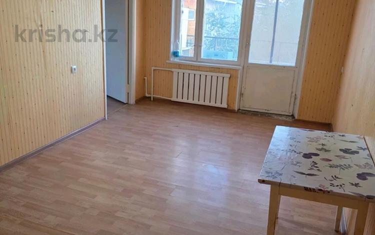 2-комнатная квартира · 44 м² · 5/5 этаж, 3микр 38 за 130 000 ₸ в Конаеве — фото 2