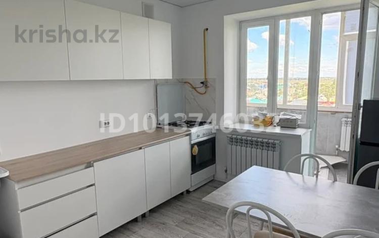 1-бөлмелі пәтер · 53 м² · 6/9 қабат, мкр Арман, Жумалиева 48, бағасы: 130 000 ₸ в Зачаганске — фото 2