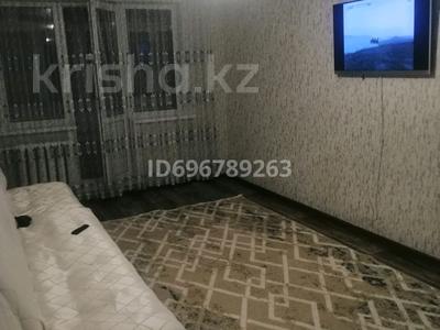 2-комнатная квартира, 46 м², 2/5 этаж помесячно, 6-й микрорайон 26 — Рядом Рынок и мечеть хороший вариант за 150 000 〒 в Темиртау