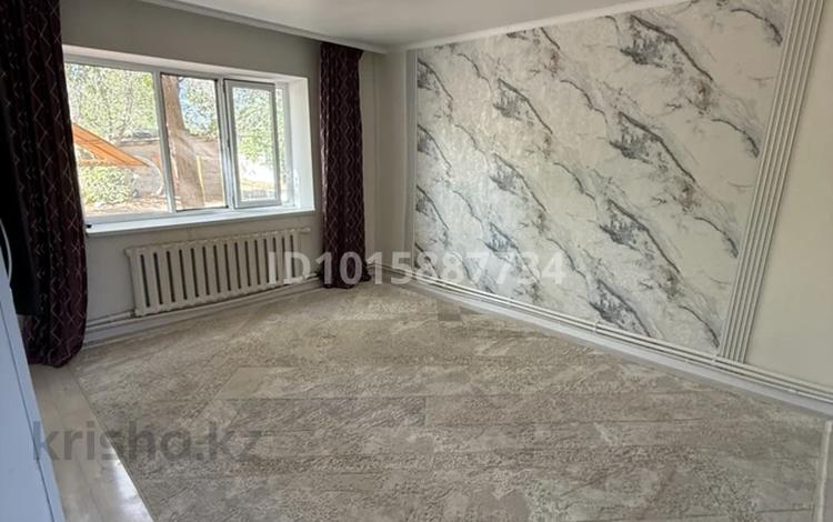 2-комнатная квартира · 48 м² · 1/2 этаж, Клубная 3 за 8 млн ₸ в Актобе — фото 2