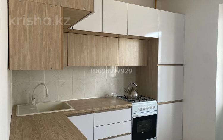 3-комнатная квартира · 70 м² · 6/9 этаж, мкр Строитель, Айталиева 14 — 31 школы, ГорОтдел за 25 млн 〒 в Уральске, мкр Строитель — фото 9