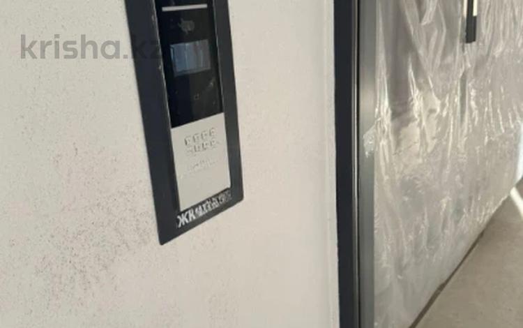 2-бөлмелі пәтер · 60 м² · 9/12 қабат, Е 103 5, бағасы: 34 млн ₸ в Астане, Нура р-н — фото 2