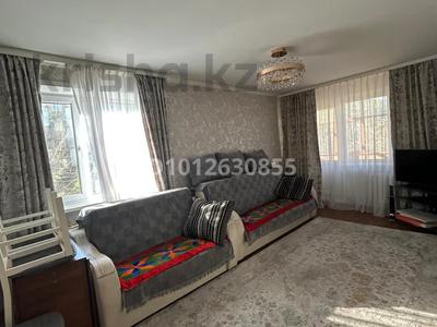 3-комнатная квартира · 62.1 м² · 2/5 этаж, Майкудук, мкр Восток-1 14 за 18 млн ₸ в Караганде, Алихана Бокейханова р-н