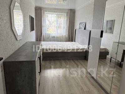 3-бөлмелі пәтер · 68 м² · 4/5 қабат, 8-й микрорайон, 8-й микрорайон Аскарова 30 — Аскарова 30 ближе мангельдины, бағасы: 28.5 млн ₸ в Шымкенте, Туран р-н