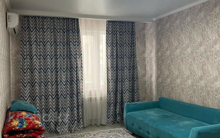 2-комнатная квартира · 55 м² · 3/12 этаж, Кошкарбаева за 33.5 млн 〒 в  — фото 9