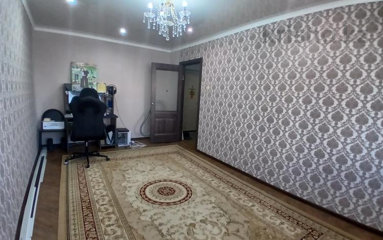 2-комнатная квартира · 50 м² · 5/9 этаж, мкр Строитель за 18.2 млн ₸ в Уральске — фото 2