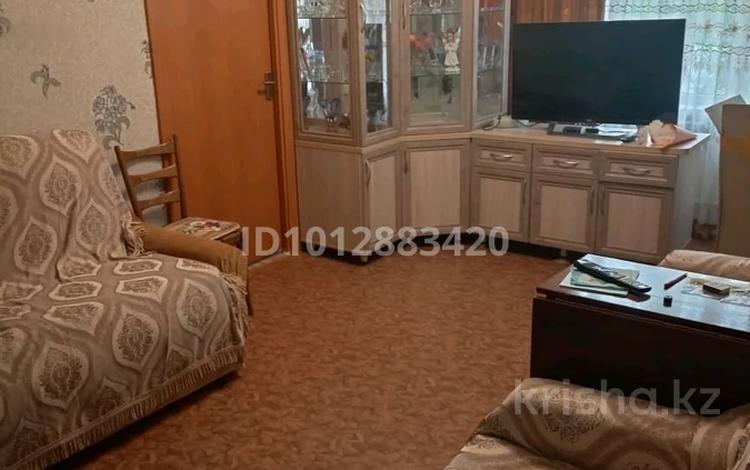 3-комнатная квартира · 53.9 м² · 1/5 этаж, Сурикова 1А — 6 школа ,Химфарм завод за 20 млн ₸ в Шымкенте, Аль-Фарабийский р-н — фото 2