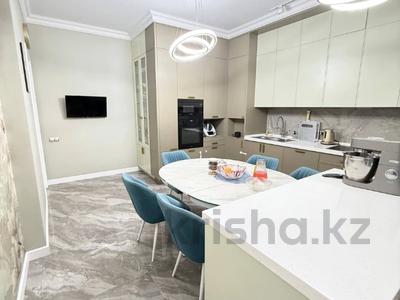 4-бөлмелі пәтер · 201 м² · 11/12 қабат, Туран 22/1 — ТРЦ Хан-Шатыр, Сары-Арка, бағасы: 265 млн ₸ в Астане, Есильский р-н