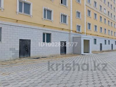 Свободное назначение, офисы, магазины и бутики, склады, общепит, салоны красоты, бани, гостиницы и зоны отдыха, фитнес и спорт, медцентры и аптеки, образование, развлечения, конференц-залы, кабинеты и рабочие места, студии · 400 м² за ~ 1.4 млн 〒 в Актау, 16-й мкр 