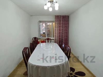 3-бөлмелі пәтер · 60 м² · 2/5 қабат, Айтеке би 2, бағасы: 20.5 млн ₸ в Таразе