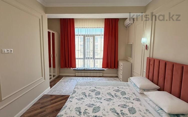 2-комнатная квартира · 80 м² · 11/12 этаж, 16-й мкр. 49 за 26 млн ₸ в Актау, 18-й мкр  — фото 2
