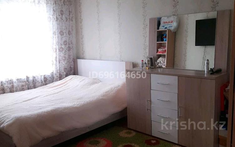 3-комнатная квартира, 60 м², 4/4 этаж, Абая 127