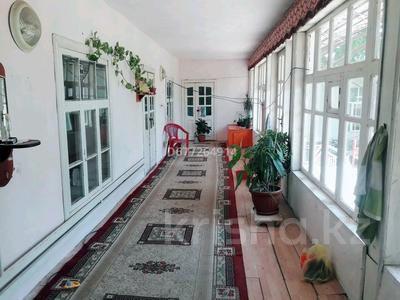 Жеке үй · 13 бөлме · 200 м² · 13.6 жүзд., Шимкент-капка 43, бағасы: 40 млн ₸ в Карабулаке