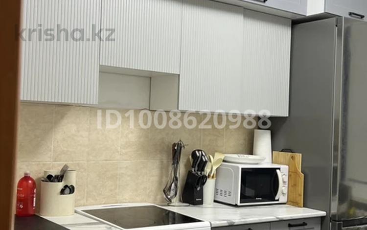 3-бөлмелі пәтер · 63.7 м² · 2/10 қабат, Майкудук, Голубые пруды 6, бағасы: 27 млн ₸ в Караганде, Алихана Бокейханова р-н — фото 2