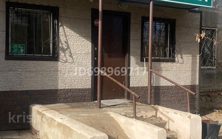 Медцентры и аптеки · 47 м² за 16.5 млн ₸ в Караганде, Алихана Бокейханова р-н — фото 2