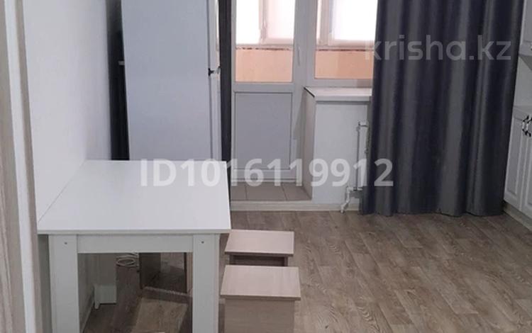 1-комнатная квартира · 46 м² · 5/9 этаж, мкр. Алтын орда, 1г 2корпус 2 — Касында анувар садик 03 бар 8мкр жакын за 140 000 ₸ в Актобе — фото 2