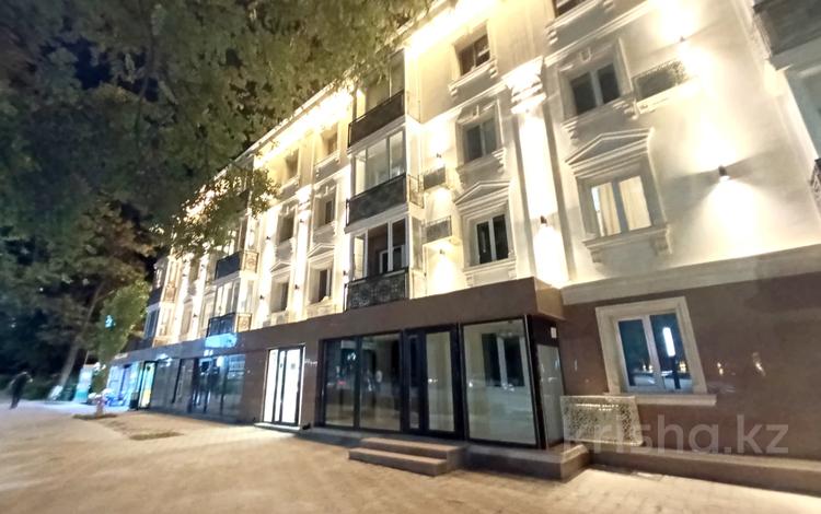 Офисы, магазины и бутики, салоны красоты, медцентры и аптеки, образование · 80 м² за 230 млн ₸ в Алматы, Алмалинский р-н — фото 24