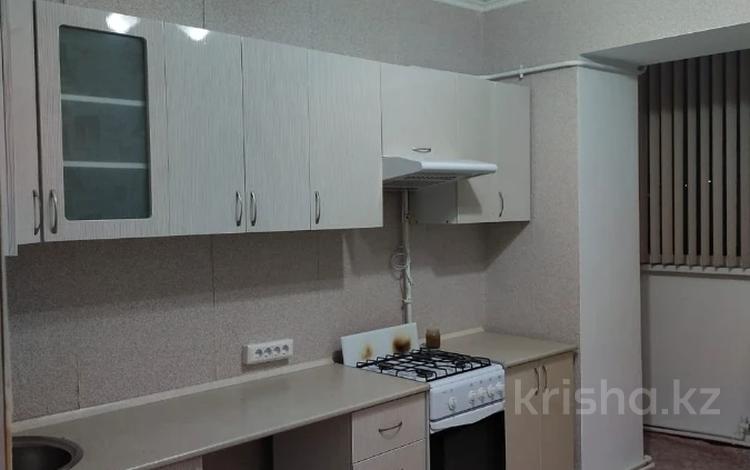 1-комнатная квартира, 40 м², 1/3 этаж, мкр 41-й разъезд, Нуршашкан