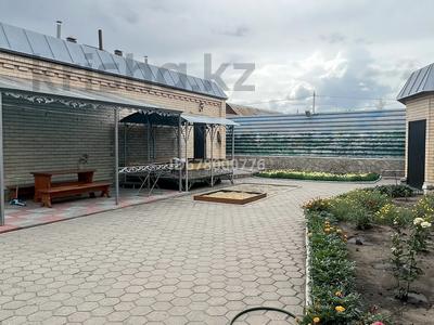 Отдельный дом · 6 комнат · 317.9 м² · 5 сот., Амангельды 7 — Каирбекова за 100 млн 〒 в Костанае