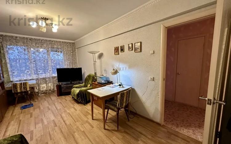 3-комнатная квартира, 70 м², 3/6 этаж, Серикбаева 23 за 27 млн 〒 в Усть-Каменогорске — фото 2