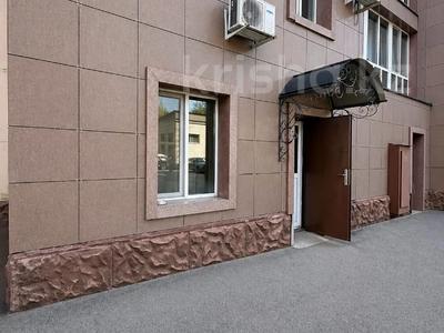 Свободное назначение, офисы, магазины и бутики, склады, общепит, салоны красоты, бани, гостиницы и зоны отдыха, фитнес и спорт, медцентры и аптеки, образование, развлечения, конференц-залы, кабинеты и рабочие места, студии · 35 м² за 350 000 ₸ в Алматы, Алмалинский р-н
