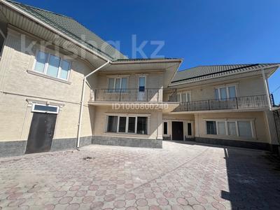 Аренда домов или дач в Алматы: Отдельный дом · 5 комнат · 278 м² · помесячно, мкр Таусамалы за 1.2 млн 〒 Отдельный дом · 5 комнат · 278 м² · помесячно, мкр Таусамалы за 1.2 млн 〒 в Алматы, Наурызбайский р-н