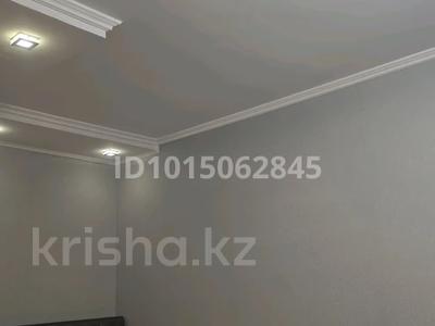 1-комнатная квартира · 40 м² · 2/5 этаж, мкр Акбулак 10 за 150 000 ₸ в Таразе