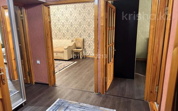 3 комнаты · 22 м² · 2/4 этаж, Желтоксан 3А 40 за 70 000 ₸ в Шымкенте, Аль-Фарабийский р-н — фото 2