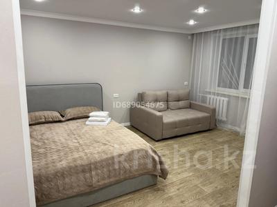 Тәулігіне пәтерлер в Павлодарской обл.: 1-бөлмелі пәтер · 30 м² · 2/5 қабат, Маншук Маметовой 69 — Маншук Маметовой -Энергетиктер, бағасы: 10 000 〒 1-бөлмелі пәтер · 30 м² · 2/5 қабат, Маншук Маметовой 69 — Маншук Маметовой -Энергетиктер, бағасы: 10 000 〒 в Экибастузе