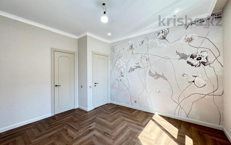 4-комнатная квартира · 143 м² · 5/12 этаж, Просп. Улы Дала 27/1 за 107 млн ₸ в Астане, Нура р-н — фото 8