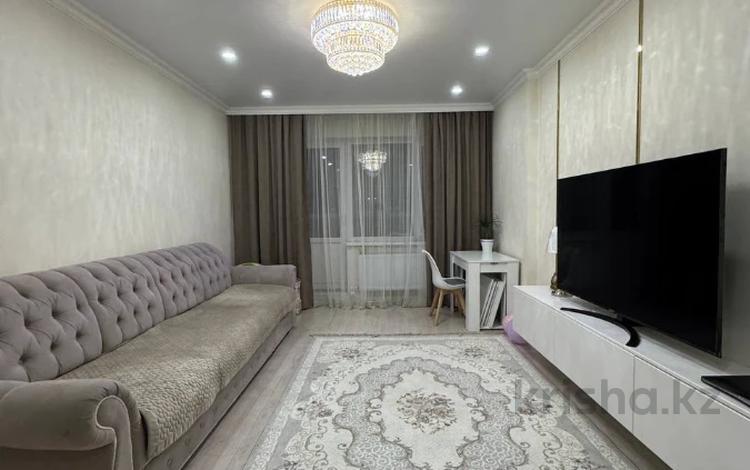 3-комнатная квартира · 85 м² · 10/16 этаж, мкр Юго-Восток, Шахтеров 52 за 46 млн ₸ в Караганде, Казыбек би р-н — фото 16
