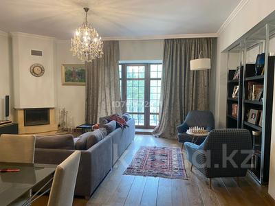 4-комнатная квартира · 270 м² · 2/5 этаж, мкр Комсомольский, Карашаш ана за 2.5 млн 〒 в Астане, Есильский р-н