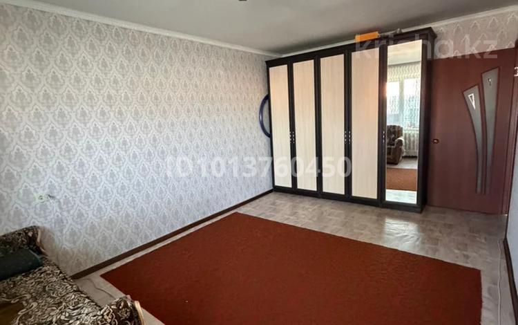 1-комнатная квартира · 32.1 м² · 1/5 этаж, мкр Шанхай, Мира 59 — Гаухар ресторанының арты за 8.5 млн ₸ в Актобе — фото 2