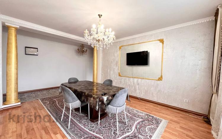 3-комнатная квартира · 88 м² · 9/12 этаж, Сауран 3/1 за 45 млн ₸ в Астане, Есильский р-н — фото 2